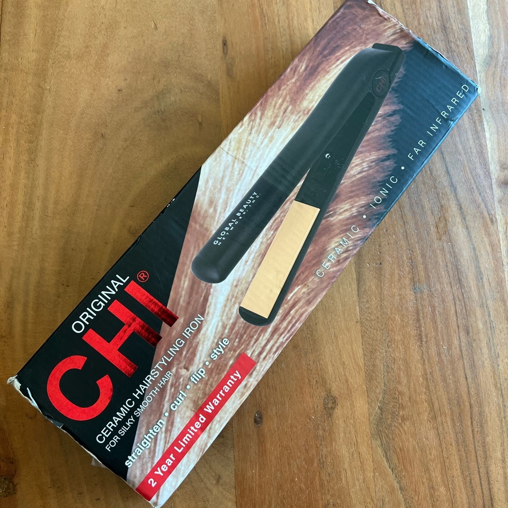 Hair straightener